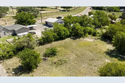 721 N Houston Street, Granbury, TX 76048 - Photo 7