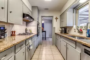2221 N Mill St, Lewisville, TX 75057 - Photo 29