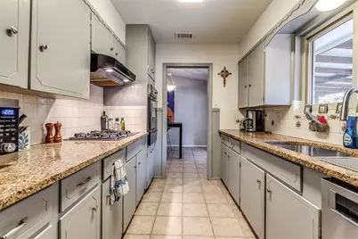 2221 N Mill Street, Lewisville, TX 75057 - Photo 29