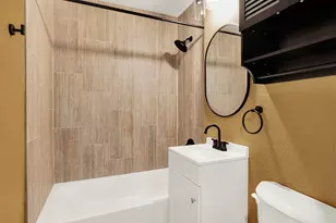 300 Hilltop Ave, Richardson, TX 75081 - Photo 17