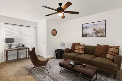 300 Hilltop Avenue #A, Richardson, TX 75081 - Photo 3