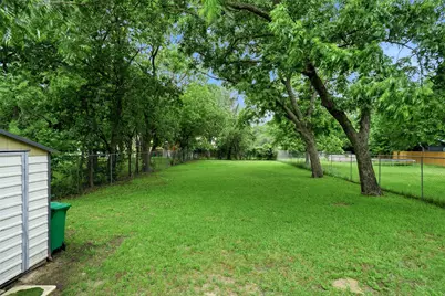 317 S Walker Street, Mesquite, TX 75149 - Photo 9