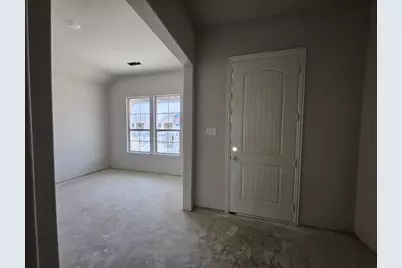3008 Leopard Lane, Ennis, TX 75119 - Photo 3