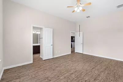 710 Woodcrest Drive, Ennis, TX 75119 - Photo 11
