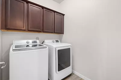 710 Woodcrest Drive, Ennis, TX 75119 - Photo 21