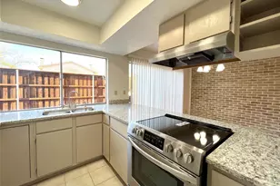 2110 Via Corona, Carrollton, TX 75006 - Photo 7
