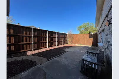 2110 Via Corona, Carrollton, TX 75006 - Photo 17