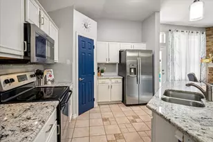 1031 Port Aransas Dr, Little Elm, TX 75068 - Photo 3