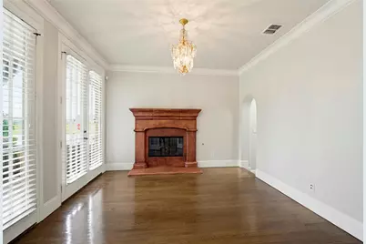 2201 Austin Waters, Carrollton, TX 75010 - Photo 5