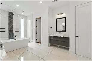 3523 N Versailles Ave, Dallas, TX 75209 - Photo 31