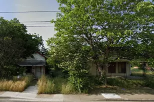 400 & 402 Wyatt St, Waxahachie, TX 75165 - Photo 1