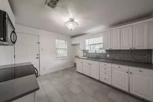 1708 Liberty St, Fort Worth, TX 76105 - Photo 9