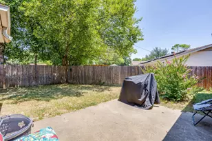 450 Nathan St, Burleson, TX 76028 - Photo 35