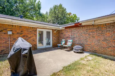 450 Nathan Street, Burleson, TX 76028 - Photo 35