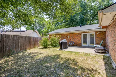 450 Nathan Street, Burleson, TX 76028 - Photo 37