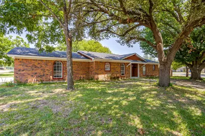 450 Nathan Street, Burleson, TX 76028 - Photo 3
