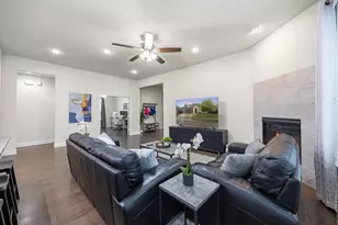 908 Spring Falls Dr, McKinney, TX 75071 - Photo 5