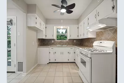2725 Maverick Avenue, Dallas, TX 75228 - Photo 13