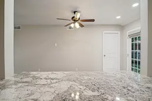 2725 Maverick Ave, Dallas, TX 75228 - Photo 17