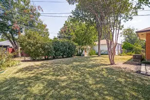 2725 Maverick Ave, Dallas, TX 75228 - Photo 35