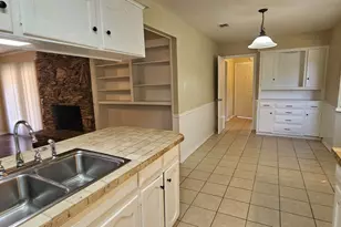 626 Little Creek Dr, Duncanville, TX 75116 - Photo 9