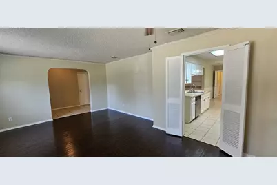 626 Little Creek Drive, Duncanville, TX 75116 - Photo 5