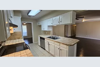 626 Little Creek Drive, Duncanville, TX 75116 - Photo 7
