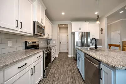 917 E 3rd Street, Springtown, TX 76082 - Photo 13