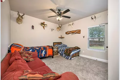 917 E 3rd Street, Springtown, TX 76082 - Photo 27