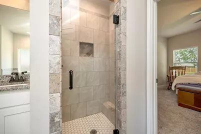 917 E 3rd Street, Springtown, TX 76082 - Photo 23