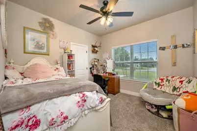 917 E 3rd Street, Springtown, TX 76082 - Photo 25