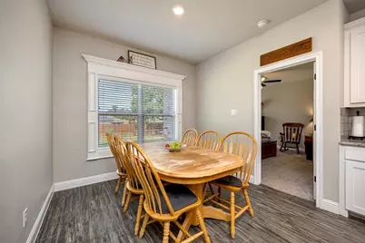 917 E 3rd Street, Springtown, TX 76082 - Photo 15