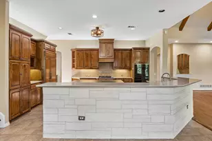 4815 Aurora Ct, Flower Mound, TX 75028 - Photo 11