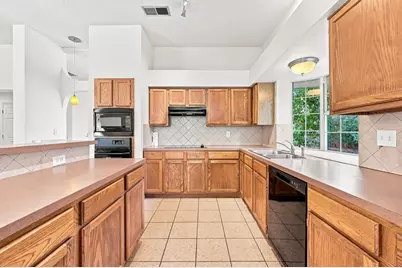 4440 Carolina Street, Grand Prairie, TX 75052 - Photo 7