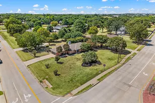 2511 Fawkes Ln, Keller, TX 76262 - Photo 35