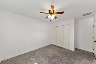 2017 Jennifer Ct, Carrollton, TX 75007 - Photo 23
