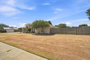 760 S Ridge Dr, Midlothian, TX 76065 - Photo 3