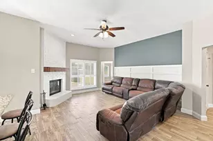 760 S Ridge Dr, Midlothian, TX 76065 - Photo 7