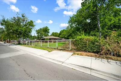 6900 Craig Street, Fort Worth, TX 76112 - Photo 3