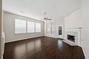 1716 Mapleleaf Falls Dr, Allen, TX 75002 - Photo 9