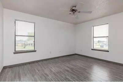 213 Cambridge Drive, Saginaw, TX 76179 - Photo 17