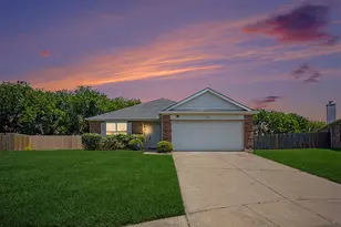 603 River Run Dr, Glenn Heights, TX 75154 - Photo 1