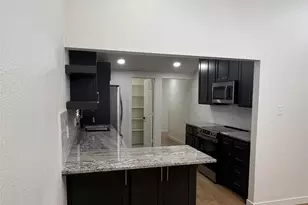 811 Thompson St, Gainesville, TX 76240 - Photo 7