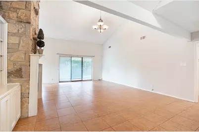 1102 St Croix Court, Arlington, TX 76012 - Photo 5