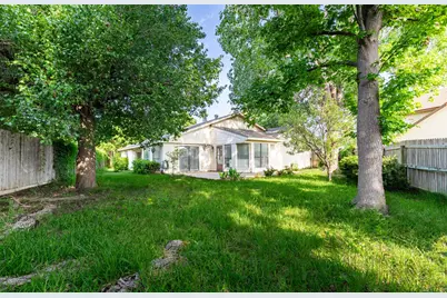 1102 St Croix Court, Arlington, TX 76012 - Photo 31