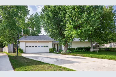 1102 St Croix Court, Arlington, TX 76012 - Photo 3