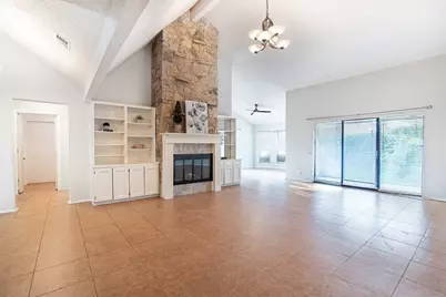 1102 St Croix Court, Arlington, TX 76012 - Photo 7