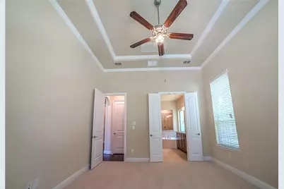 7124 Isle Royal Lane, Irving, TX 75063 - Photo 9