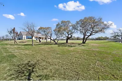 10516 Fleming Pointe Drive, Fort Worth, TX 76179 - Photo 37