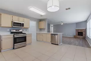 1065 Triple Crown Dr, Fort Worth, TX 76179 - Photo 19